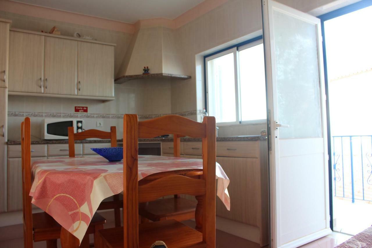 Oceanus Room With Private Kitchen, Bathroom And Terrace 300M From The Beach Сагрес Екстериор снимка
